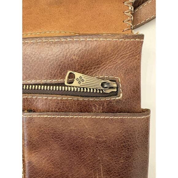 Patricia Nash Granada Crossbody - Tonal Natural Style P778388 - Picture 9 of 16